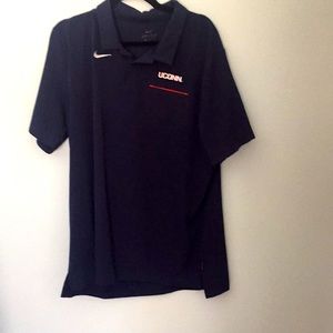 Nike UConn Husky dry fit 👕